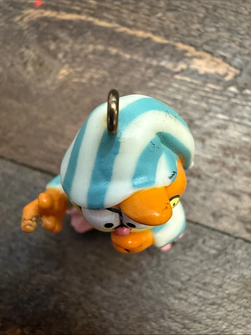 Gorgeous collectible vintage ornament Garfield with PJ, Night-Watchcat Enesco